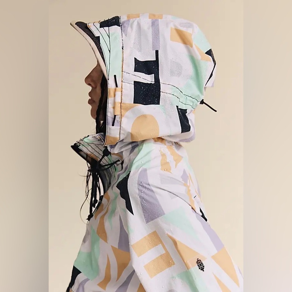 NWT Free People Movement Singin’ In The Rain Printed Packable Jacket Size XS - Picture 4 of 8